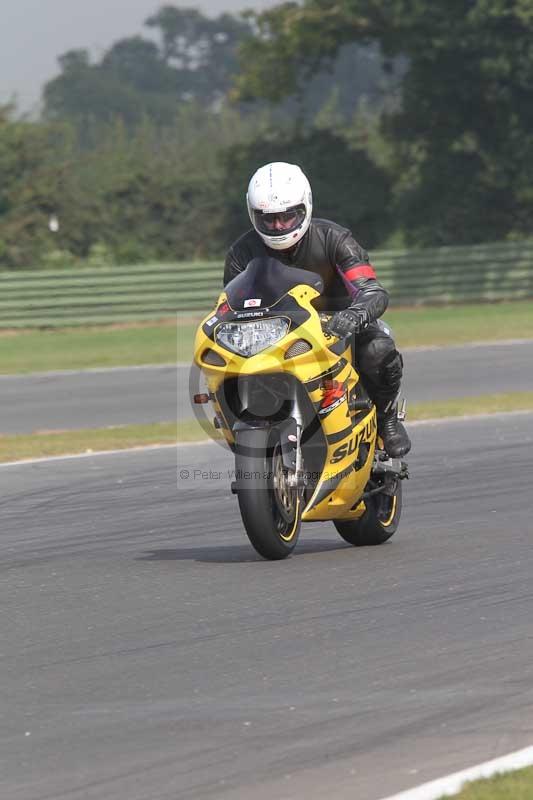 Motorcycle action photographs;Trackday digital images;event digital images;eventdigitalimages;no limits trackday;peter wileman photography;snetterton;snetterton circuit norfolk;snetterton photographs;trackday;trackday photos