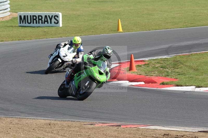Motorcycle action photographs;Trackday digital images;event digital images;eventdigitalimages;no limits trackday;peter wileman photography;snetterton;snetterton circuit norfolk;snetterton photographs;trackday;trackday photos