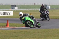 Motorcycle-action-photographs;Trackday-digital-images;event-digital-images;eventdigitalimages;no-limits-trackday;peter-wileman-photography;snetterton;snetterton-circuit-norfolk;snetterton-photographs;trackday;trackday-photos