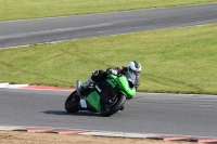 Motorcycle-action-photographs;Trackday-digital-images;event-digital-images;eventdigitalimages;no-limits-trackday;peter-wileman-photography;snetterton;snetterton-circuit-norfolk;snetterton-photographs;trackday;trackday-photos