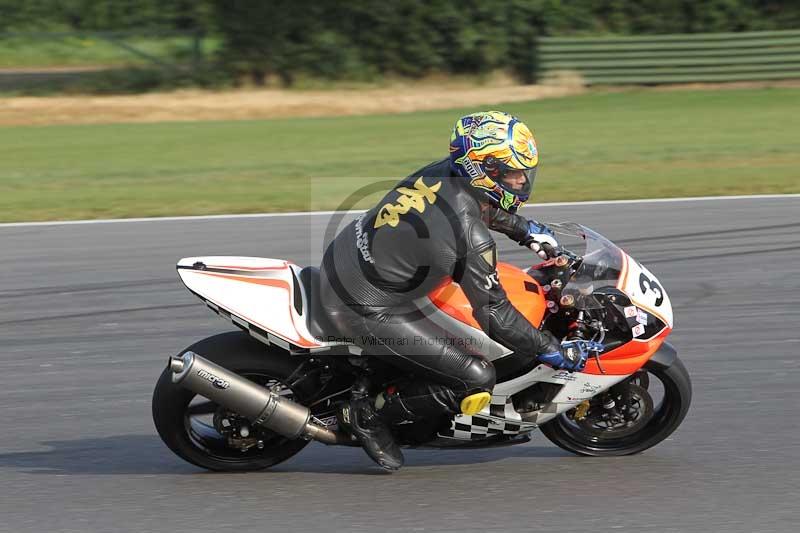 Motorcycle action photographs;Trackday digital images;event digital images;eventdigitalimages;no limits trackday;peter wileman photography;snetterton;snetterton circuit norfolk;snetterton photographs;trackday;trackday photos