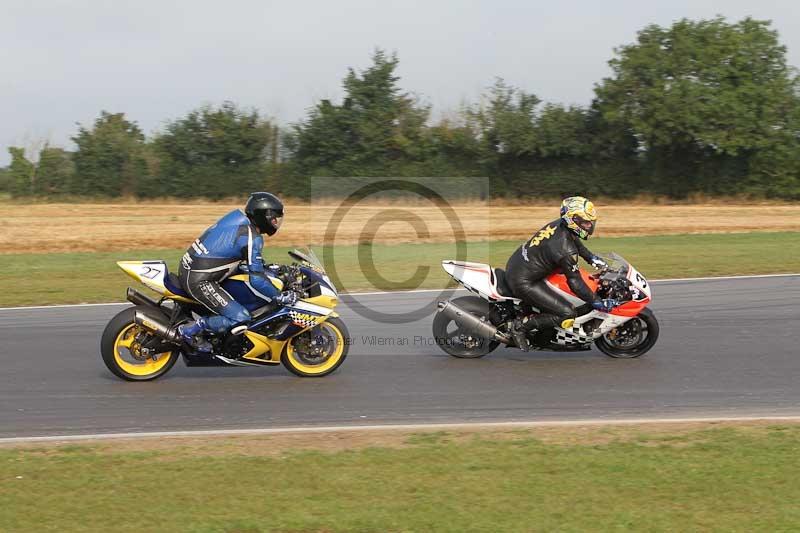 Motorcycle action photographs;Trackday digital images;event digital images;eventdigitalimages;no limits trackday;peter wileman photography;snetterton;snetterton circuit norfolk;snetterton photographs;trackday;trackday photos