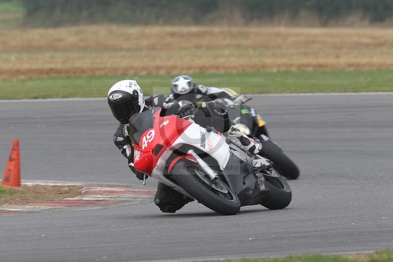 Motorcycle action photographs;Trackday digital images;event digital images;eventdigitalimages;no limits trackday;peter wileman photography;snetterton;snetterton circuit norfolk;snetterton photographs;trackday;trackday photos