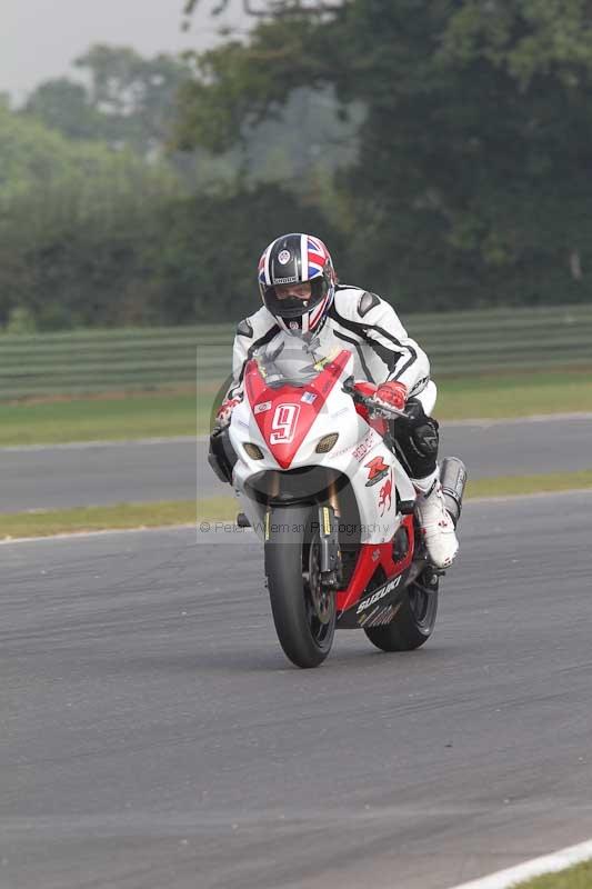 Motorcycle action photographs;Trackday digital images;event digital images;eventdigitalimages;no limits trackday;peter wileman photography;snetterton;snetterton circuit norfolk;snetterton photographs;trackday;trackday photos
