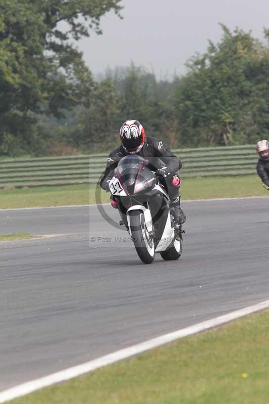 Motorcycle action photographs;Trackday digital images;event digital images;eventdigitalimages;no limits trackday;peter wileman photography;snetterton;snetterton circuit norfolk;snetterton photographs;trackday;trackday photos