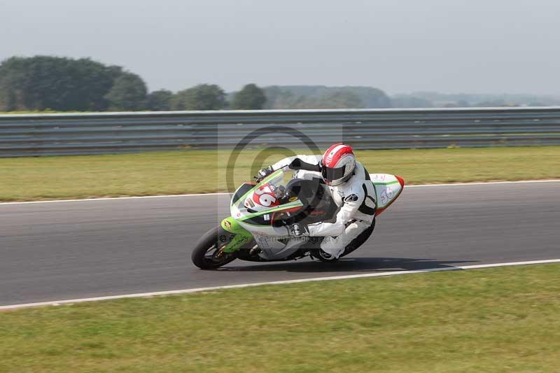Motorcycle action photographs;Trackday digital images;event digital images;eventdigitalimages;no limits trackday;peter wileman photography;snetterton;snetterton circuit norfolk;snetterton photographs;trackday;trackday photos