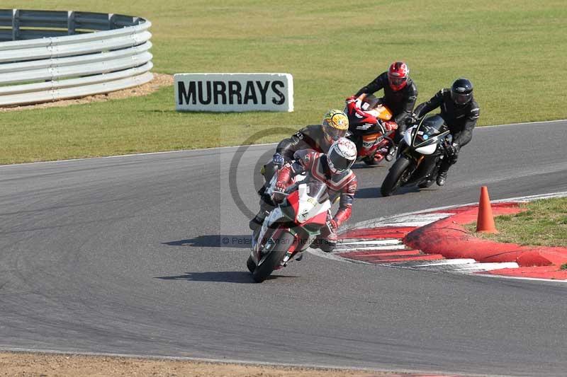 Motorcycle action photographs;Trackday digital images;event digital images;eventdigitalimages;no limits trackday;peter wileman photography;snetterton;snetterton circuit norfolk;snetterton photographs;trackday;trackday photos