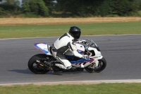 Motorcycle-action-photographs;Trackday-digital-images;event-digital-images;eventdigitalimages;no-limits-trackday;peter-wileman-photography;snetterton;snetterton-circuit-norfolk;snetterton-photographs;trackday;trackday-photos