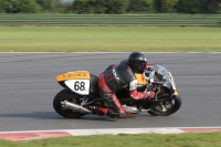 Motorcycle-action-photographs;Trackday-digital-images;event-digital-images;eventdigitalimages;no-limits-trackday;peter-wileman-photography;snetterton;snetterton-circuit-norfolk;snetterton-photographs;trackday;trackday-photos