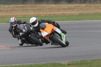 Motorcycle-action-photographs;Trackday-digital-images;event-digital-images;eventdigitalimages;no-limits-trackday;peter-wileman-photography;snetterton;snetterton-circuit-norfolk;snetterton-photographs;trackday;trackday-photos