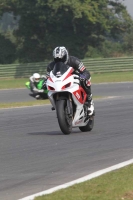 Motorcycle-action-photographs;Trackday-digital-images;event-digital-images;eventdigitalimages;no-limits-trackday;peter-wileman-photography;snetterton;snetterton-circuit-norfolk;snetterton-photographs;trackday;trackday-photos