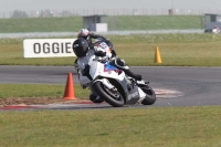Motorcycle-action-photographs;Trackday-digital-images;event-digital-images;eventdigitalimages;no-limits-trackday;peter-wileman-photography;snetterton;snetterton-circuit-norfolk;snetterton-photographs;trackday;trackday-photos
