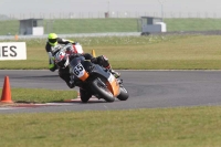 Motorcycle-action-photographs;Trackday-digital-images;event-digital-images;eventdigitalimages;no-limits-trackday;peter-wileman-photography;snetterton;snetterton-circuit-norfolk;snetterton-photographs;trackday;trackday-photos