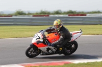 Motorcycle-action-photographs;Trackday-digital-images;event-digital-images;eventdigitalimages;no-limits-trackday;peter-wileman-photography;snetterton;snetterton-circuit-norfolk;snetterton-photographs;trackday;trackday-photos