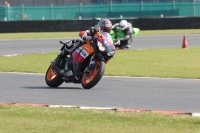 Motorcycle-action-photographs;Trackday-digital-images;event-digital-images;eventdigitalimages;no-limits-trackday;peter-wileman-photography;snetterton;snetterton-circuit-norfolk;snetterton-photographs;trackday;trackday-photos