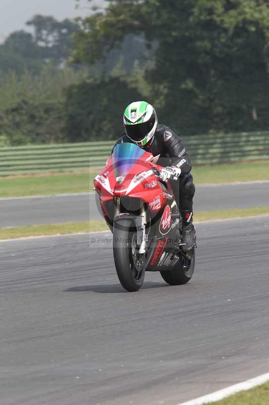 Motorcycle action photographs;Trackday digital images;event digital images;eventdigitalimages;no limits trackday;peter wileman photography;snetterton;snetterton circuit norfolk;snetterton photographs;trackday;trackday photos