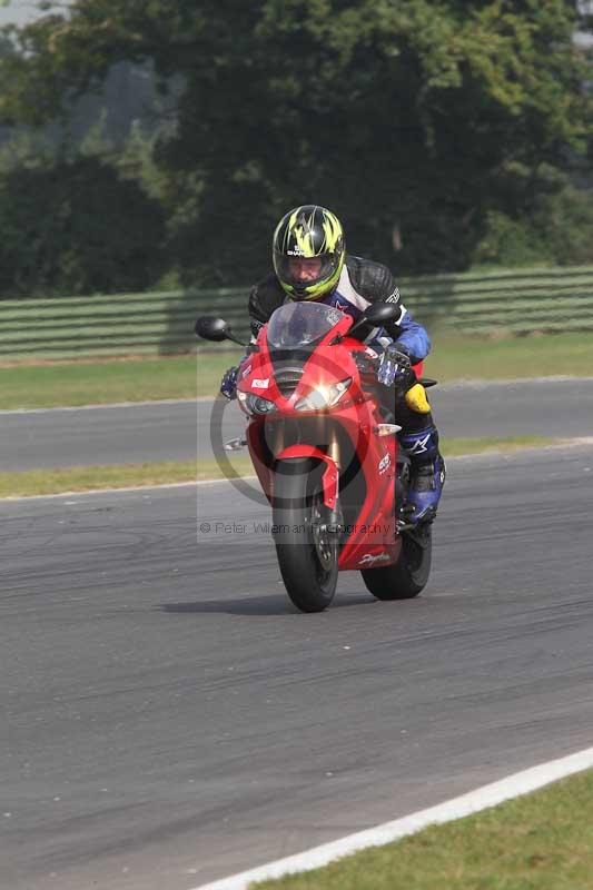 Motorcycle action photographs;Trackday digital images;event digital images;eventdigitalimages;no limits trackday;peter wileman photography;snetterton;snetterton circuit norfolk;snetterton photographs;trackday;trackday photos