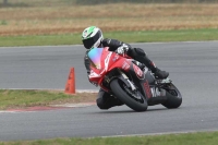 Motorcycle-action-photographs;Trackday-digital-images;event-digital-images;eventdigitalimages;no-limits-trackday;peter-wileman-photography;snetterton;snetterton-circuit-norfolk;snetterton-photographs;trackday;trackday-photos