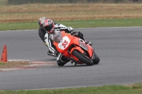 Motorcycle-action-photographs;Trackday-digital-images;event-digital-images;eventdigitalimages;no-limits-trackday;peter-wileman-photography;snetterton;snetterton-circuit-norfolk;snetterton-photographs;trackday;trackday-photos