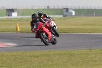 Motorcycle-action-photographs;Trackday-digital-images;event-digital-images;eventdigitalimages;no-limits-trackday;peter-wileman-photography;snetterton;snetterton-circuit-norfolk;snetterton-photographs;trackday;trackday-photos