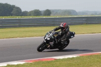 Motorcycle-action-photographs;Trackday-digital-images;event-digital-images;eventdigitalimages;no-limits-trackday;peter-wileman-photography;snetterton;snetterton-circuit-norfolk;snetterton-photographs;trackday;trackday-photos