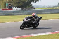 Motorcycle-action-photographs;Trackday-digital-images;event-digital-images;eventdigitalimages;no-limits-trackday;peter-wileman-photography;snetterton;snetterton-circuit-norfolk;snetterton-photographs;trackday;trackday-photos
