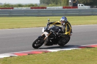 Motorcycle-action-photographs;Trackday-digital-images;event-digital-images;eventdigitalimages;no-limits-trackday;peter-wileman-photography;snetterton;snetterton-circuit-norfolk;snetterton-photographs;trackday;trackday-photos