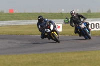 Motorcycle-action-photographs;Trackday-digital-images;event-digital-images;eventdigitalimages;no-limits-trackday;peter-wileman-photography;snetterton;snetterton-circuit-norfolk;snetterton-photographs;trackday;trackday-photos
