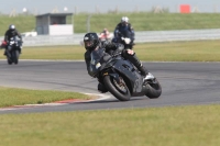 Motorcycle-action-photographs;Trackday-digital-images;event-digital-images;eventdigitalimages;no-limits-trackday;peter-wileman-photography;snetterton;snetterton-circuit-norfolk;snetterton-photographs;trackday;trackday-photos