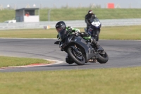 Motorcycle-action-photographs;Trackday-digital-images;event-digital-images;eventdigitalimages;no-limits-trackday;peter-wileman-photography;snetterton;snetterton-circuit-norfolk;snetterton-photographs;trackday;trackday-photos