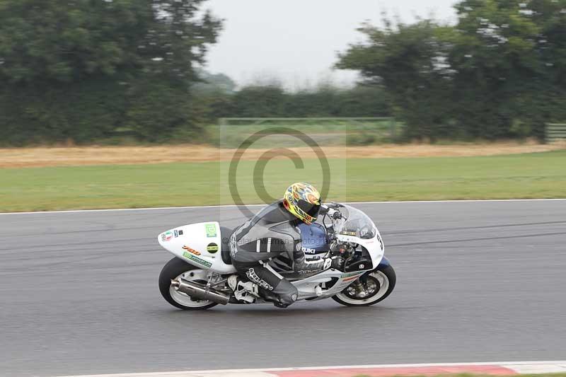 Motorcycle action photographs;Trackday digital images;event digital images;eventdigitalimages;no limits trackday;peter wileman photography;snetterton;snetterton circuit norfolk;snetterton photographs;trackday;trackday photos