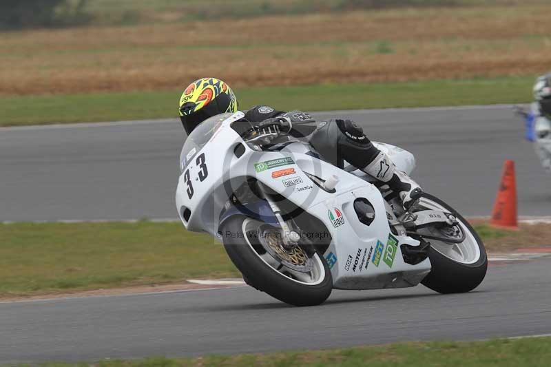 Motorcycle action photographs;Trackday digital images;event digital images;eventdigitalimages;no limits trackday;peter wileman photography;snetterton;snetterton circuit norfolk;snetterton photographs;trackday;trackday photos