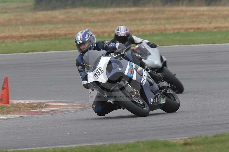 Motorcycle action photographs;Trackday digital images;event digital images;eventdigitalimages;no limits trackday;peter wileman photography;snetterton;snetterton circuit norfolk;snetterton photographs;trackday;trackday photos