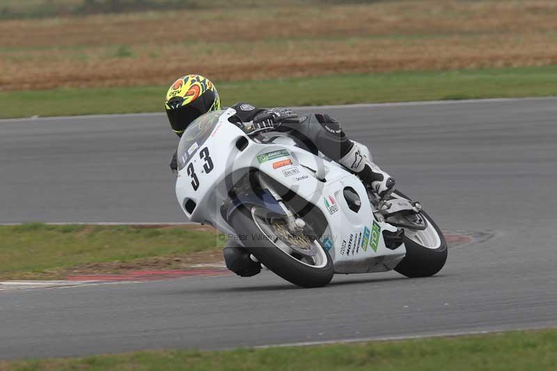 Motorcycle action photographs;Trackday digital images;event digital images;eventdigitalimages;no limits trackday;peter wileman photography;snetterton;snetterton circuit norfolk;snetterton photographs;trackday;trackday photos