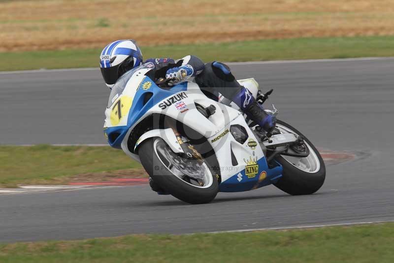 Motorcycle action photographs;Trackday digital images;event digital images;eventdigitalimages;no limits trackday;peter wileman photography;snetterton;snetterton circuit norfolk;snetterton photographs;trackday;trackday photos