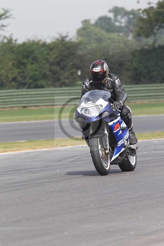 Motorcycle action photographs;Trackday digital images;event digital images;eventdigitalimages;no limits trackday;peter wileman photography;snetterton;snetterton circuit norfolk;snetterton photographs;trackday;trackday photos