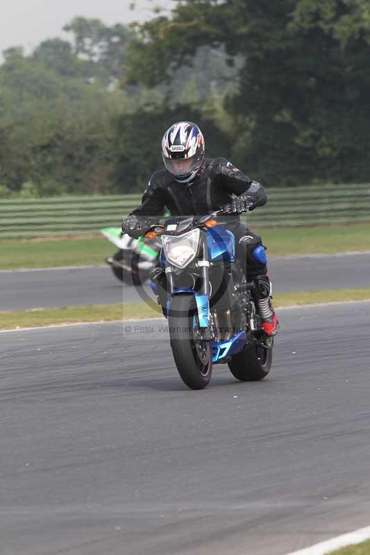 Motorcycle action photographs;Trackday digital images;event digital images;eventdigitalimages;no limits trackday;peter wileman photography;snetterton;snetterton circuit norfolk;snetterton photographs;trackday;trackday photos