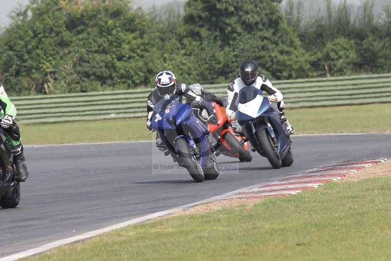 Motorcycle action photographs;Trackday digital images;event digital images;eventdigitalimages;no limits trackday;peter wileman photography;snetterton;snetterton circuit norfolk;snetterton photographs;trackday;trackday photos