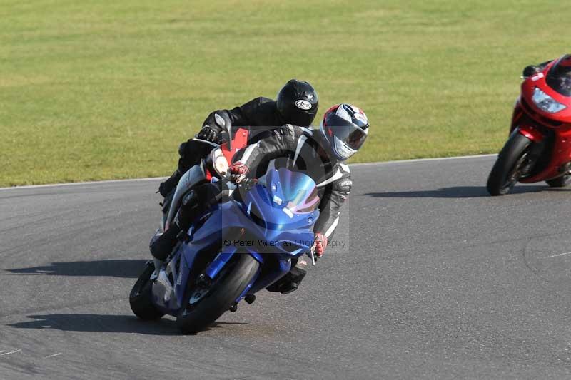 Motorcycle action photographs;Trackday digital images;event digital images;eventdigitalimages;no limits trackday;peter wileman photography;snetterton;snetterton circuit norfolk;snetterton photographs;trackday;trackday photos