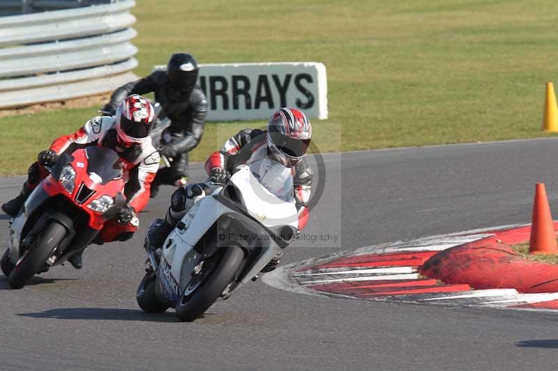 Motorcycle action photographs;Trackday digital images;event digital images;eventdigitalimages;no limits trackday;peter wileman photography;snetterton;snetterton circuit norfolk;snetterton photographs;trackday;trackday photos