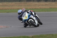 Motorcycle-action-photographs;Trackday-digital-images;event-digital-images;eventdigitalimages;no-limits-trackday;peter-wileman-photography;snetterton;snetterton-circuit-norfolk;snetterton-photographs;trackday;trackday-photos