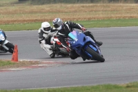Motorcycle-action-photographs;Trackday-digital-images;event-digital-images;eventdigitalimages;no-limits-trackday;peter-wileman-photography;snetterton;snetterton-circuit-norfolk;snetterton-photographs;trackday;trackday-photos