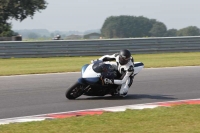 Motorcycle-action-photographs;Trackday-digital-images;event-digital-images;eventdigitalimages;no-limits-trackday;peter-wileman-photography;snetterton;snetterton-circuit-norfolk;snetterton-photographs;trackday;trackday-photos