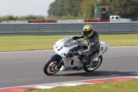Motorcycle-action-photographs;Trackday-digital-images;event-digital-images;eventdigitalimages;no-limits-trackday;peter-wileman-photography;snetterton;snetterton-circuit-norfolk;snetterton-photographs;trackday;trackday-photos