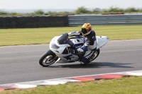 Motorcycle-action-photographs;Trackday-digital-images;event-digital-images;eventdigitalimages;no-limits-trackday;peter-wileman-photography;snetterton;snetterton-circuit-norfolk;snetterton-photographs;trackday;trackday-photos