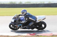 Motorcycle-action-photographs;Trackday-digital-images;event-digital-images;eventdigitalimages;no-limits-trackday;peter-wileman-photography;snetterton;snetterton-circuit-norfolk;snetterton-photographs;trackday;trackday-photos