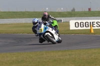 Motorcycle-action-photographs;Trackday-digital-images;event-digital-images;eventdigitalimages;no-limits-trackday;peter-wileman-photography;snetterton;snetterton-circuit-norfolk;snetterton-photographs;trackday;trackday-photos