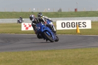Motorcycle-action-photographs;Trackday-digital-images;event-digital-images;eventdigitalimages;no-limits-trackday;peter-wileman-photography;snetterton;snetterton-circuit-norfolk;snetterton-photographs;trackday;trackday-photos