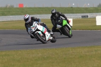 Motorcycle-action-photographs;Trackday-digital-images;event-digital-images;eventdigitalimages;no-limits-trackday;peter-wileman-photography;snetterton;snetterton-circuit-norfolk;snetterton-photographs;trackday;trackday-photos