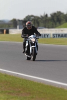 Motorcycle-action-photographs;Trackday-digital-images;event-digital-images;eventdigitalimages;no-limits-trackday;peter-wileman-photography;snetterton;snetterton-circuit-norfolk;snetterton-photographs;trackday;trackday-photos